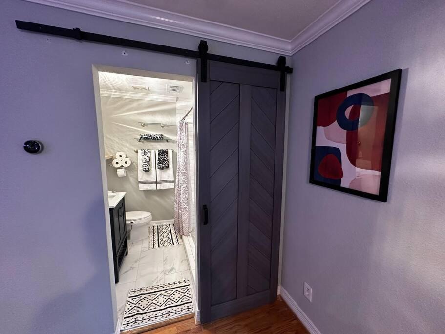 Apartmán Townhouse Near Midtown Houston Exteriér fotografie